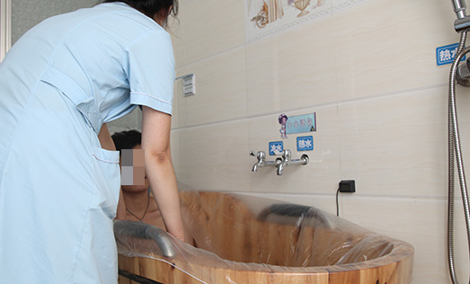 �����Ӷ�����͸